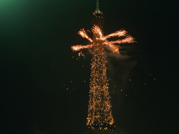 December - New Year's in Paris