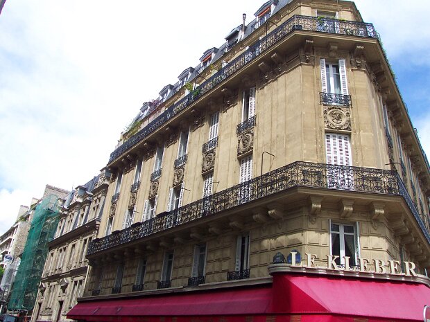 May - Paris Architecture