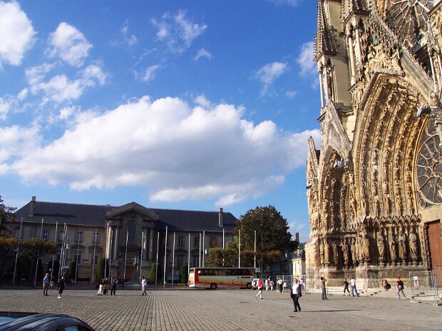 October - Reims